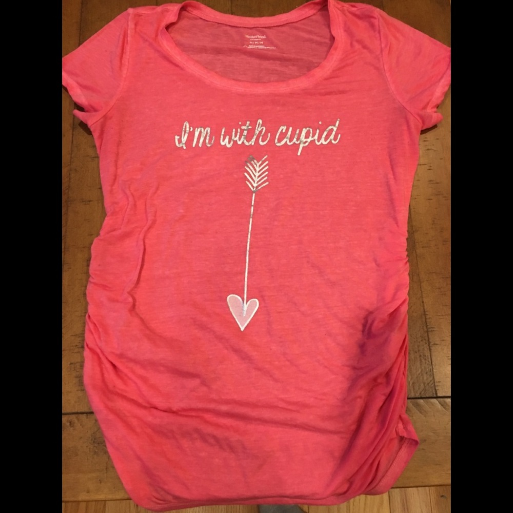 Maternity tshirt